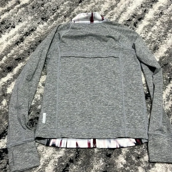 Zella jacket - Picture 6 of 7